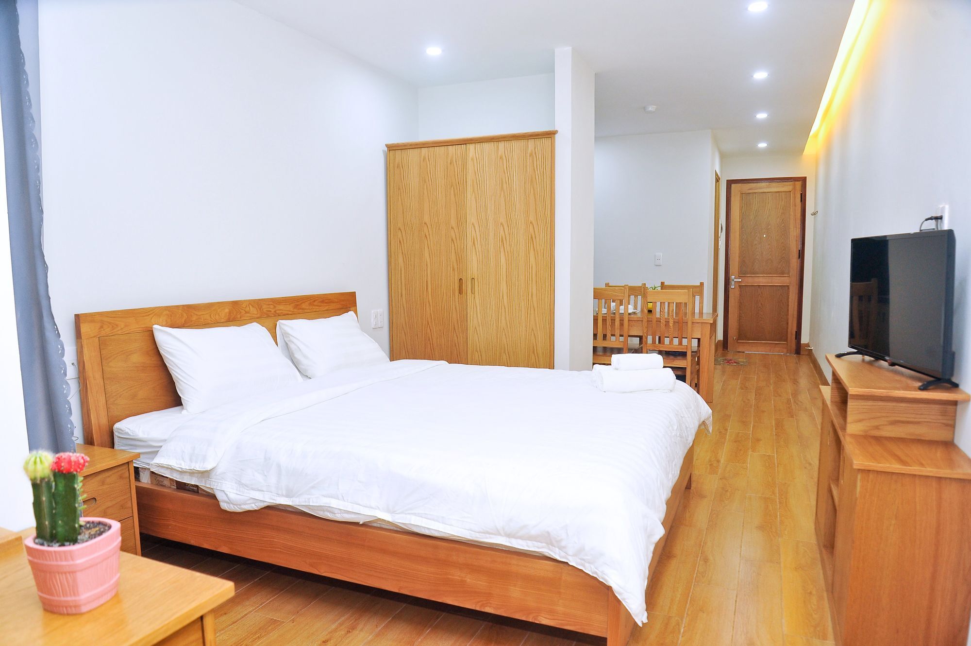 Flower Apartment Da Nang Buitenkant foto