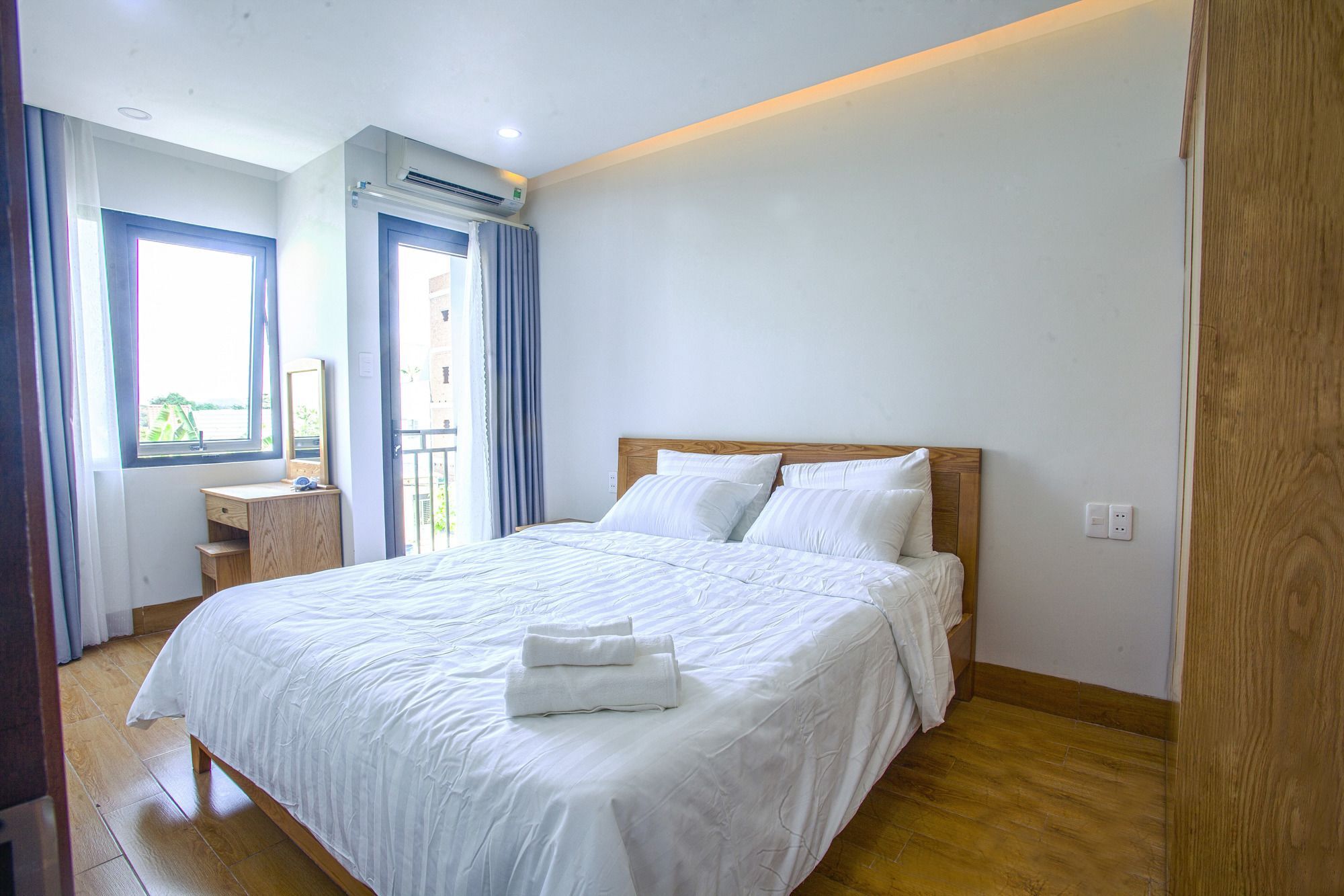 Flower Apartment Da Nang Buitenkant foto