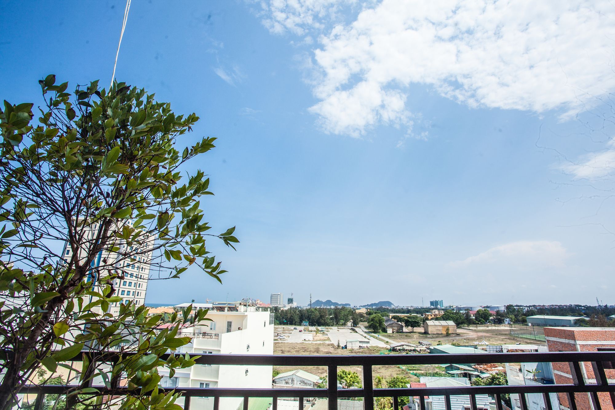Flower Apartment Da Nang Buitenkant foto